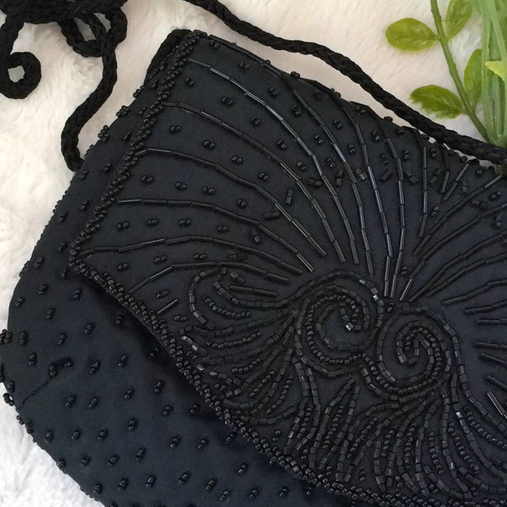BLACK BEADED DRESS BAG - Picture 2 of 7